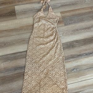 🌈 Gold form fitting Lace Dress size S 🌈